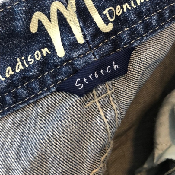 5/6 // Madison Denim Co. Capri Jeans - Picture 8 of 8